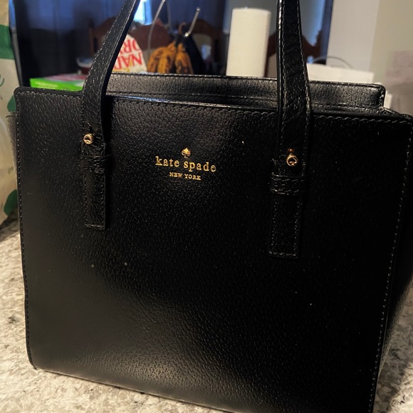 REAL KATE SPADE PURSE !! - Picture 2 of 4